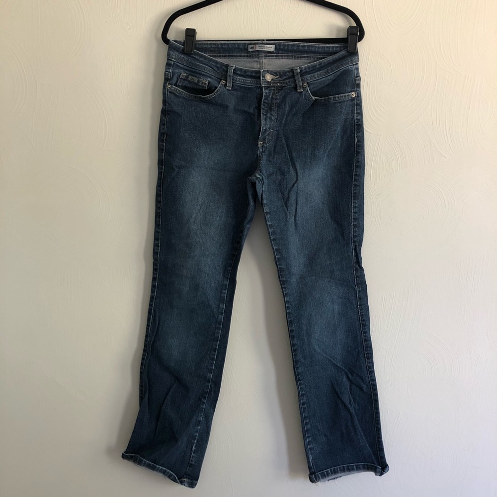 Lee Jeans. Bootcut. Dark Wash.